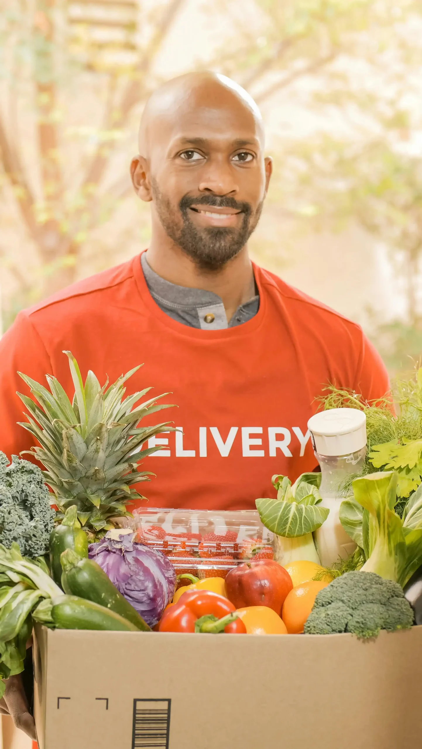 repartidor delivery entrega a domicilio Regio Market